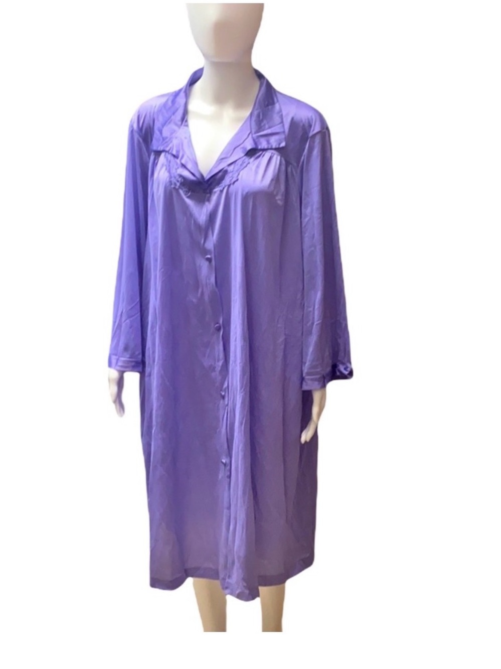 Vanity Fair Lavender Button-Front Long Nightgown size XXL